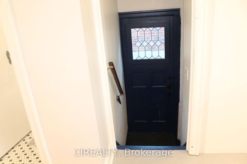 Photo 11 at 140 Ellins Avenue, Smythe, Toronto