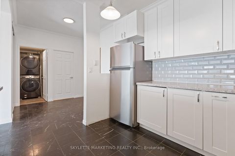 Photo 7 at PH205 - 18 Lee Centre Drive, Woburn, Toronto
