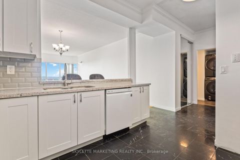 Photo 8 at PH205 - 18 Lee Centre Drive, Woburn, Toronto