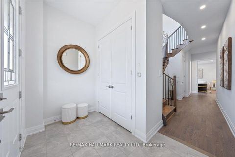 Photo 1 at 15 Aida Place N, Oak Ridges, Richmond Hill