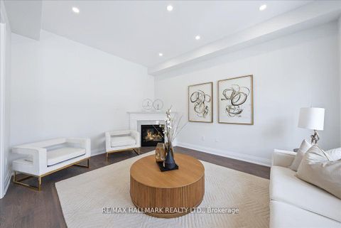 Photo 9 at 15 Aida Place N, Oak Ridges, Richmond Hill