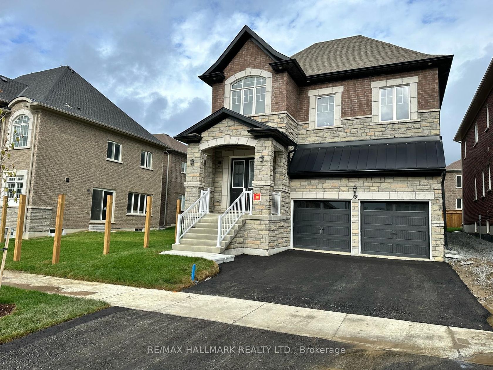 15 Aida Place N, Oak Ridges, Richmond Hill 