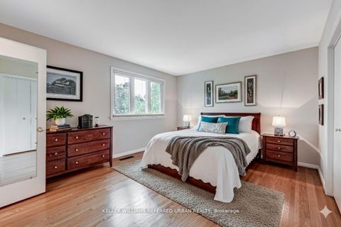 Photo 12 at 26 Foxmeadow Road, Richview, Toronto