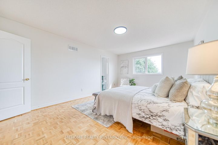 Photo 23 at 55 D'amato Crescent, Maple, Vaughan