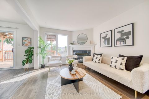 Photo 0 at 55 D'amato Crescent, Maple, Vaughan