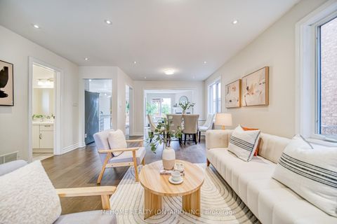 Photo 7 at 55 D'amato Crescent, Maple, Vaughan