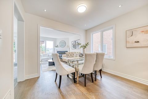 Photo 10 at 55 D'amato Crescent, Maple, Vaughan
