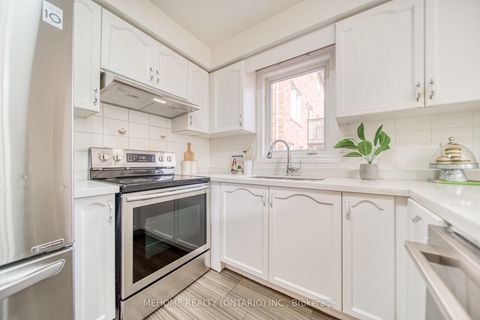 Photo 16 at 55 D'amato Crescent, Maple, Vaughan
