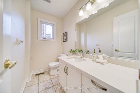 Photo 19 at 55 D'amato Crescent, Maple, Vaughan