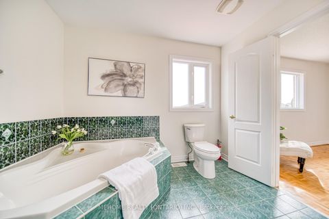 Photo 26 at 55 D'amato Crescent, Maple, Vaughan