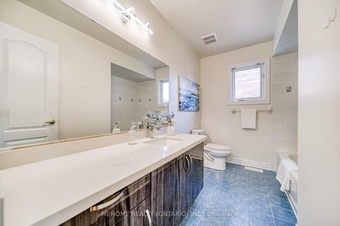 Photo 30 at 55 D'amato Crescent, Maple, Vaughan