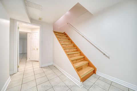 Photo 31 at 55 D'amato Crescent, Maple, Vaughan