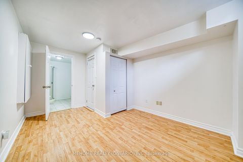 Photo 36 at 55 D'amato Crescent, Maple, Vaughan