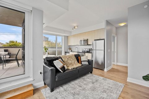 Photo 9 at 407 - 2800 Keele Street, CFB, Toronto