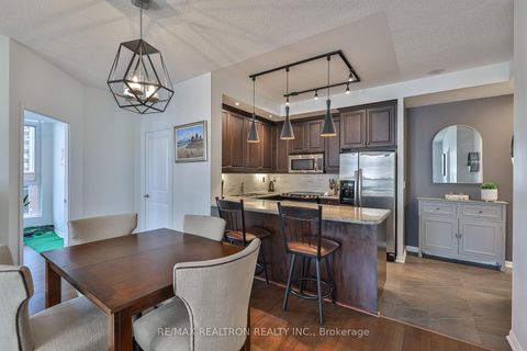 Photo 9 at 407 - 628 fleet Street, Waterfront Communities C1, Toronto