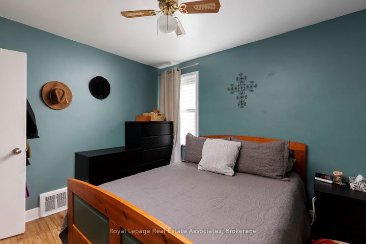 Photo 23 at 7 Maybourne Avenue, Birchmount, Toronto