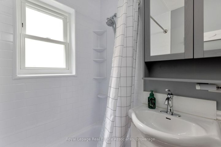 Photo 24 at 7 Maybourne Avenue, Birchmount, Toronto