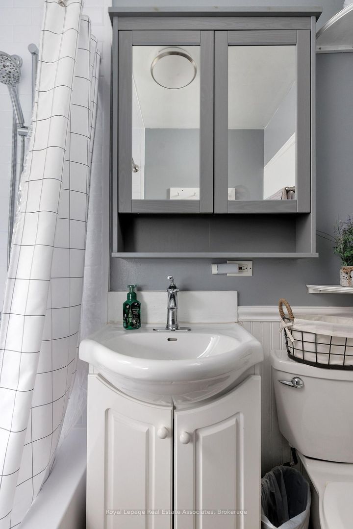 Photo 25 at 7 Maybourne Avenue, Birchmount, Toronto