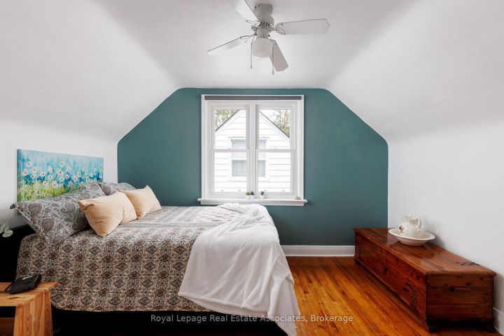 Photo 27 at 7 Maybourne Avenue, Birchmount, Toronto