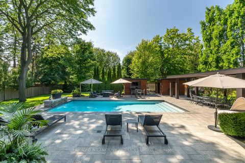 Photo 31 at 32 Totteridge Road, Rosethorn, Toronto