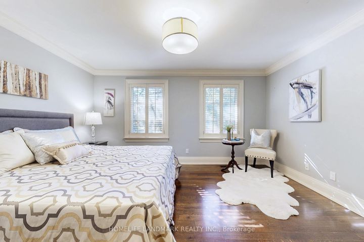 Photo 31 at 30 Bobwhite Crescent, Windfields, Toronto