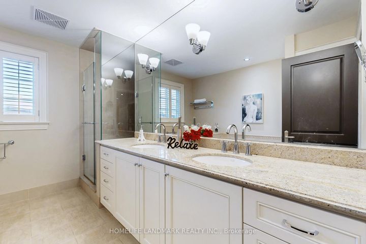 Photo 34 at 30 Bobwhite Crescent, Windfields, Toronto