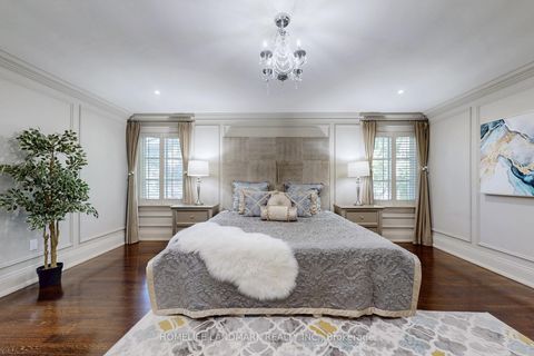 Photo 20 at 30 Bobwhite Crescent, Windfields, Toronto
