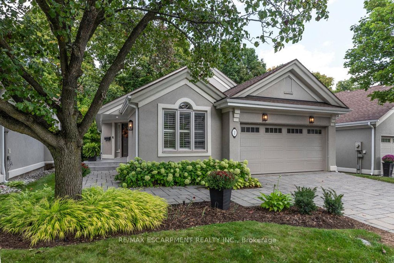 2 - 1095 Skyview Drive, Tyandaga, Burlington 