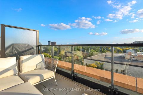 Photo 12 at 607 - 2720 Dundas Street W, Junction Area, Toronto