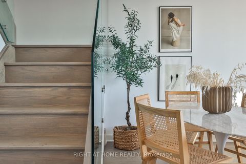 Photo 13 at 607 - 2720 Dundas Street W, Junction Area, Toronto