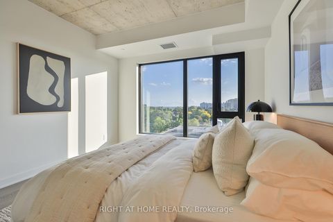 Photo 15 at 607 - 2720 Dundas Street W, Junction Area, Toronto