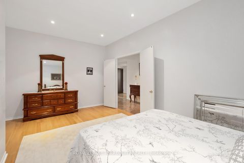 Photo 22 at 2215 - 7 King Street E, Yonge Corridor, Toronto