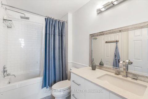 Photo 10 at 3 Joseph Salsberg Lane, Niagara, Toronto