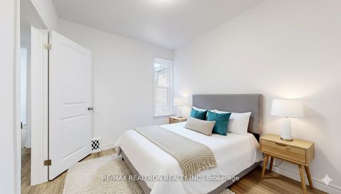 Photo 15 at 1474 Dufferin Street, Junction, Toronto