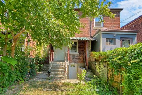 Photo 23 at 1474 Dufferin Street, Junction, Toronto