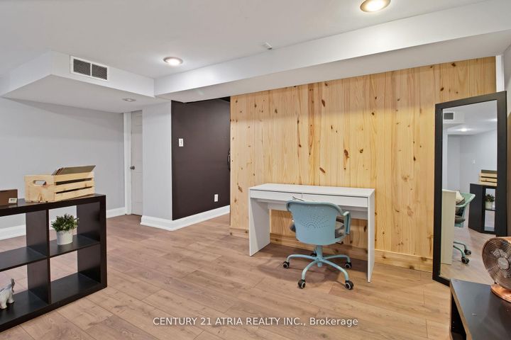 Photo 22 at 3222 Hornbeam Crescent, Erin Mills, Mississauga