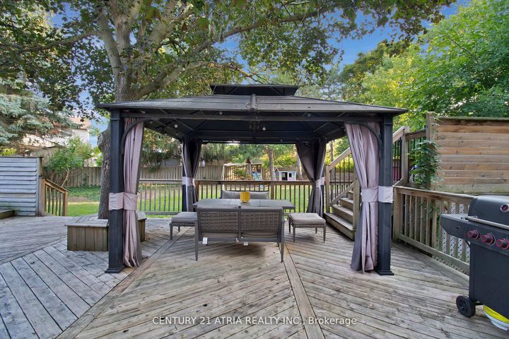 Photo 26 at 3222 Hornbeam Crescent, Erin Mills, Mississauga