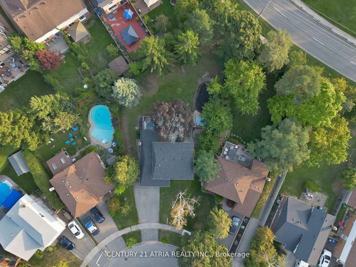 Photo 37 at 3222 Hornbeam Crescent, Erin Mills, Mississauga