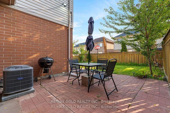 Photo 26 at 30 Worthington Avenue, Fletcher's Meadow, Brampton