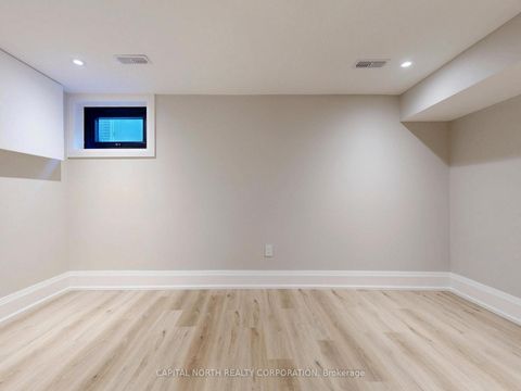 Photo 43 at 2 Inglis Gate, Branson, Toronto