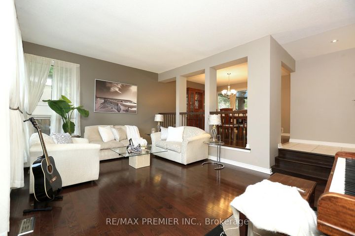Photo 3 at 70 Captain Rolph Court, Markham Village, Markham