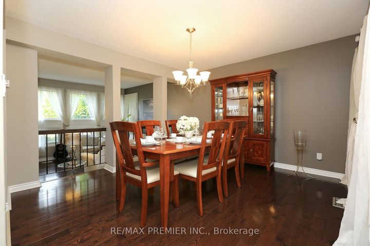 Photo 4 at 70 Captain Rolph Court, Markham Village, Markham
