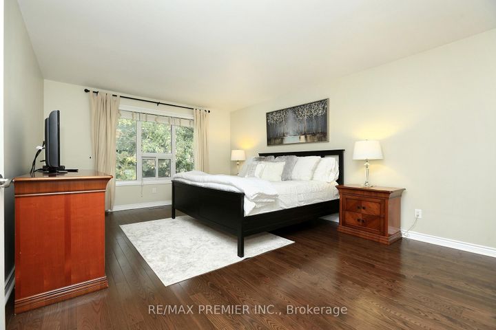 Photo 14 at 70 Captain Rolph Court, Markham Village, Markham