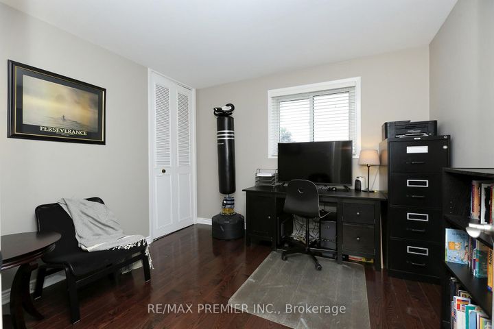 Photo 20 at 70 Captain Rolph Court, Markham Village, Markham
