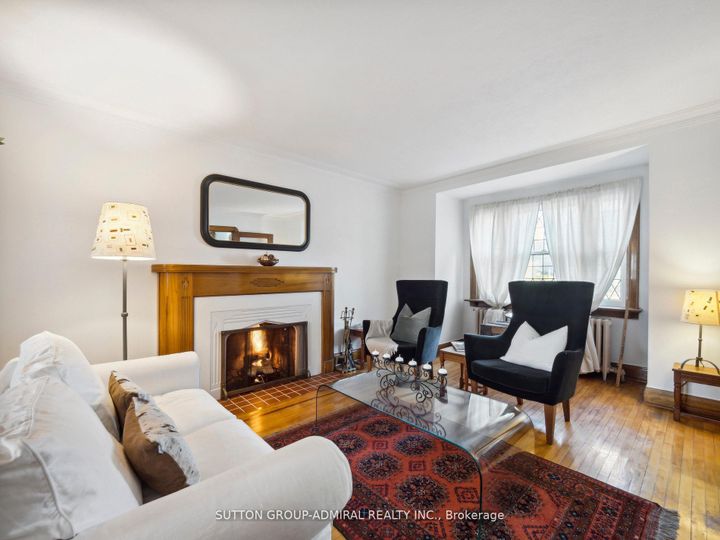 Photo 3 at 4 Don Mills Road, East York, Toronto