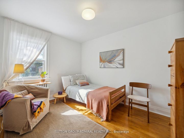 Photo 18 at 4 Don Mills Road, East York, Toronto