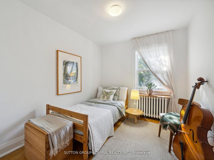 Photo 19 at 4 Don Mills Road, East York, Toronto