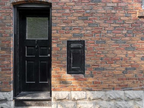 Photo 24 at 4 Don Mills Road, East York, Toronto