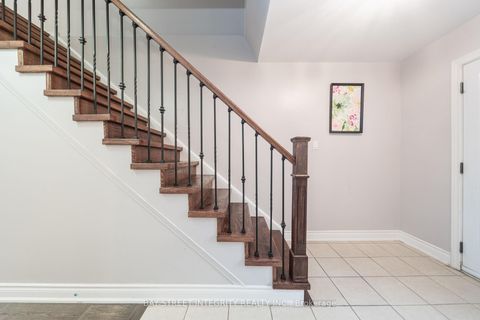 Photo 9 at 1 Hodgins Avenue, Keswick South, Georgina