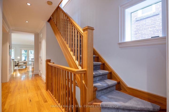 Photo 18 at 94 Melrose Avenue, Lawrence Park North, Toronto